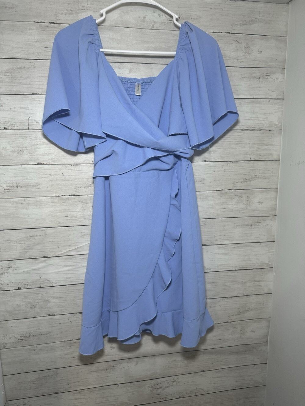 Women’s Medium Light Blue Ruffle Wrap Dress | Flutter Sleeve V-Neck Midi Dress